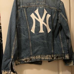 RARE YANKEES Levi Trucker Jacket